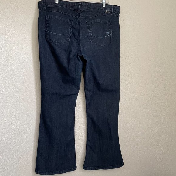 Torrid Source of Wisdom Dark Wash Flare Jeans Size 18 - Picture 4 of 8